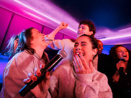 Best Karaoke Songs for Beginners